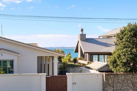 Photo of property in 22 Karewa Parade, Papamoa Beach, Papamoa, 3118