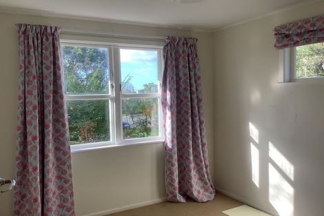 Photo of property in 23 Tamariki Avenue, Kelston, Auckland, 0602