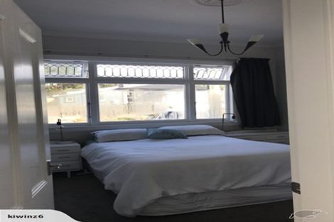 Photo of property in 7 Royal Street, Berhampore, Wellington, 6023