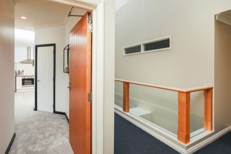 Photo of property in 2f/11 London Street, Hamilton Central, Hamilton, 3204