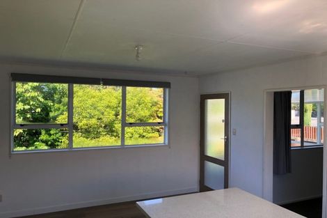 Photo of property in 5 Edward Street, Pahiatua, 4910