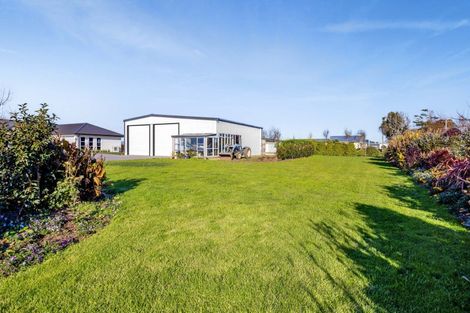 Photo of property in 60 Turangi Road, Motunui, Waitara, 4383