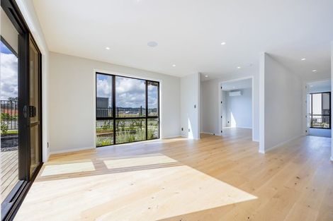 Photo of property in 75 Podgora Avenue, Huapai, Kumeu, 0810