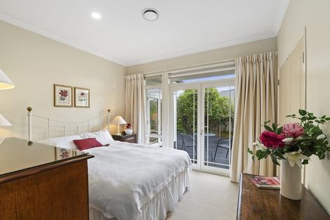 Photo of property in 19 Quadrant Heights, Paraparaumu, 5032