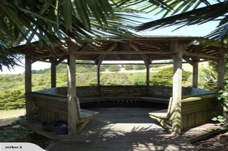 Photo of property in 92 Kiwi Bush Lane, Ngunguru, Whangarei, 0173