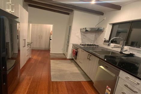 Photo of property in 8 Garner Place, Glenfield, Auckland, 0629