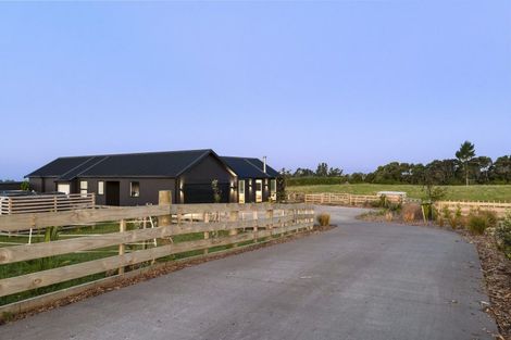 Photo of property in 589 Kent Road, Korito, New Plymouth, 4371