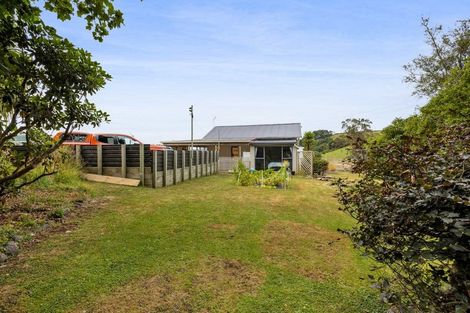 Photo of property in 221 Bridge Street, Eltham, 4322