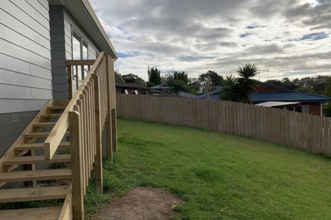 Photo of property in 12 Broadfield Street, Massey, Auckland, 0614