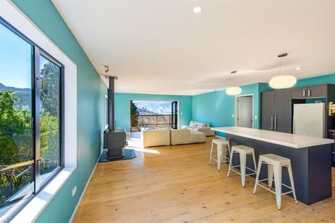 Photo of property in 2 Ticehurst Terrace, Lyttelton, 8082