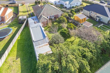 Photo of property in 49 Selwyn Crescent, College Estate, Whanganui, 4500