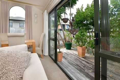 Photo of property in 23/4 Brixton Road, Manly, Whangaparaoa, 0930