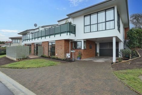 Photo of property in 54 Grosvenor Gardens, Flagstaff, Hamilton, 3210