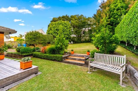 Photo of property in 43 Braemar Road, Rothesay Bay, Auckland, 0630