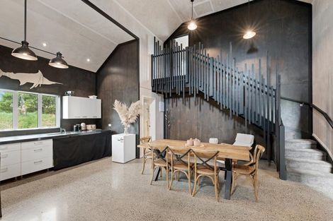 Photo of property in 1777 State Highway 16, Helensville, 0875