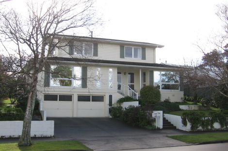 Photo of property in 24 Chilton Grove, Hokowhitu, Palmerston North, 4410