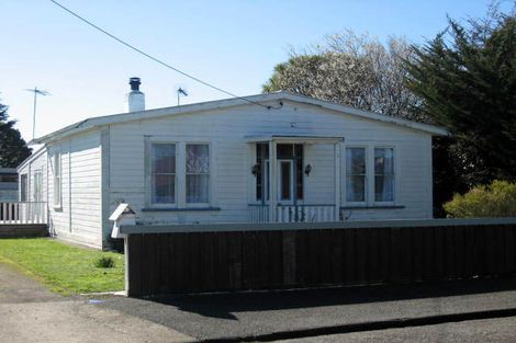 Photo of property in 15 Howard Street, Carterton, 5713