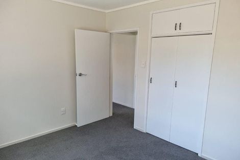 Photo of property in 37 Graham Avenue, Te Atatu Peninsula, Auckland, 0610