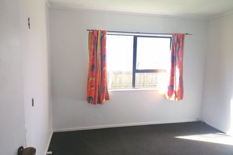 Photo of property in 100d Mako Mako Road, Levin, 5510