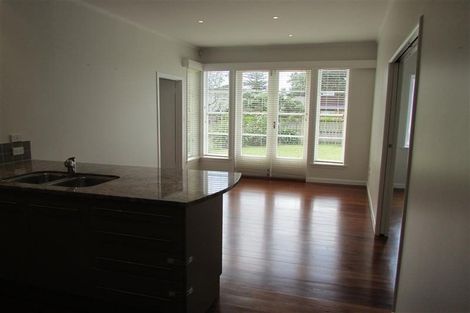 Photo of property in 26 Laurence Street, Manly, Whangaparaoa, 0930