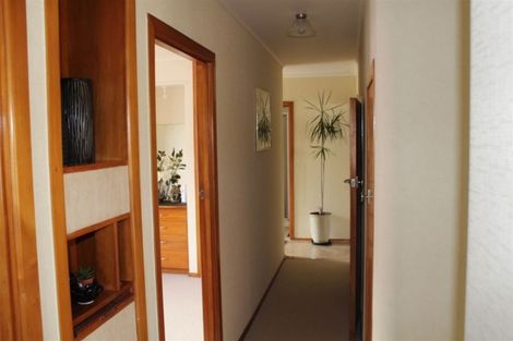 Photo of property in 3 Le Ruez Place, Maunu, Whangarei, 0110