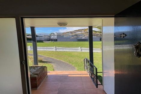 Photo of property in 53 Neal Avenue, Glenfield, Auckland, 0629