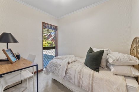 Photo of property in 3 Dresdan Court, Hokowhitu, Palmerston North, 4410