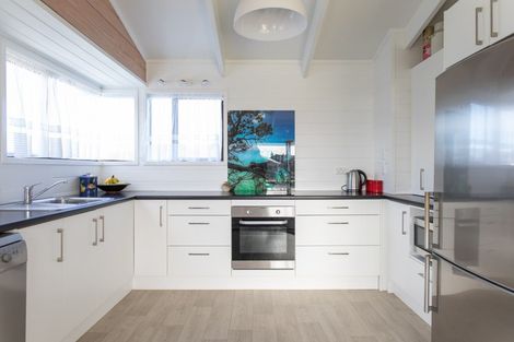 Photo of property in 98 Captain Cook Road, Cooks Beach, Whitianga, 3591