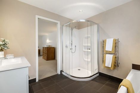 Photo of property in 4a Morrison Avenue, Narrow Neck, Auckland, 0624