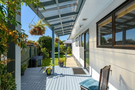 Photo of property in 2 College Place, Poike, Tauranga, 3112