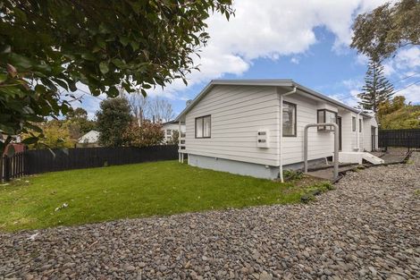 Photo of property in 1/41 Sabulite Road, Kelston, Auckland, 0602
