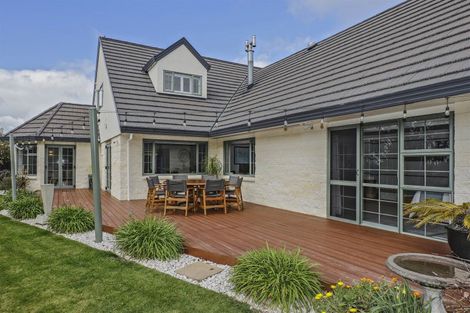 Photo of property in 15 Jacaranda Place, Greenmeadows, Napier, 4112