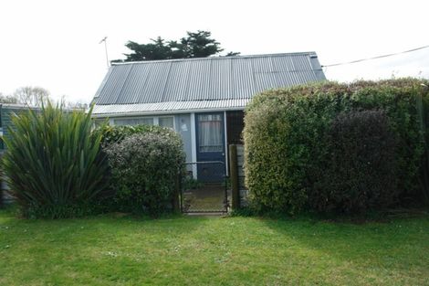 Photo of property in 12 Norfolk Street, Patea, 4520
