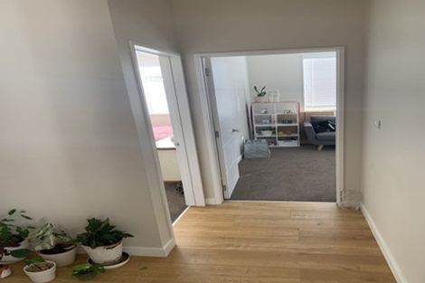 Photo of property in 82 Admirals Court Drive, Greenhithe, Auckland, 0632