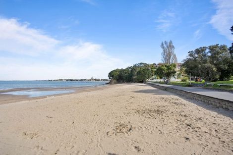 Photo of property in 1/2 The Esplanade, Castor Bay, Auckland, 0620