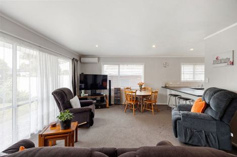 Photo of property in 3a Bellwood Place, Chartwell, Hamilton, 3210