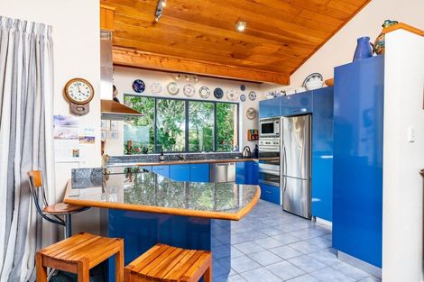 Photo of property in 266 Gorge Road, Maungaturoto, 0588