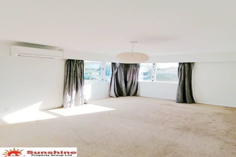 Photo of property in 29 Galaxy Drive, Mairangi Bay, Auckland, 0630