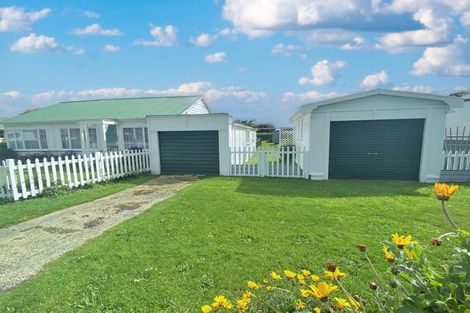 Photo of property in 49 Ngatai Street, Manaia, 4612