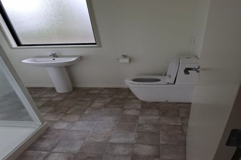 Photo of property in 7a Abel Tasman Avenue, Henderson, Auckland, 0610