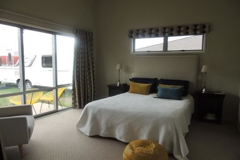 Photo of property in 32 Pacific Avenue, Poraiti, Napier, 4112