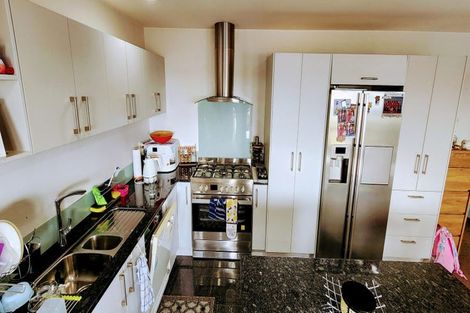 Photo of property in 147a Hobsonville Road, West Harbour, Auckland, 0618