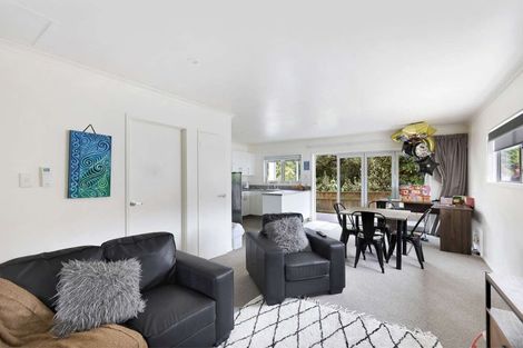 Photo of property in 355 Saint Aubyn Street, Moturoa, New Plymouth, 4310