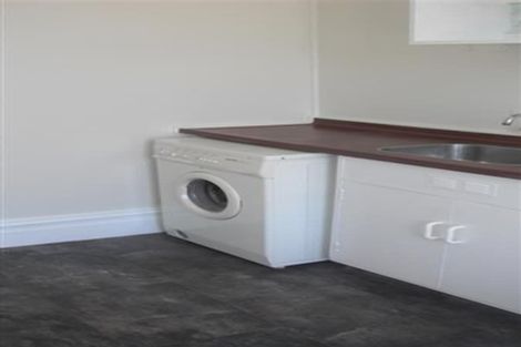 Photo of property in 80 Roxburgh Street, Mount Victoria, Wellington, 6011