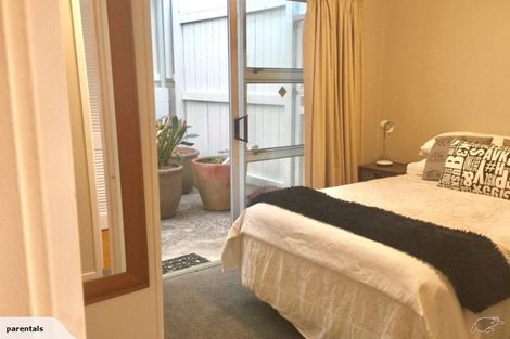 Photo of property in 10/66 Victoria Road, Devonport, Auckland, 0624