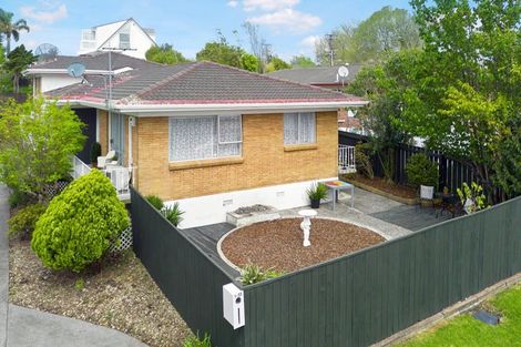 Photo of property in 1/33 Matuhi Rise, Henderson, Auckland, 0612