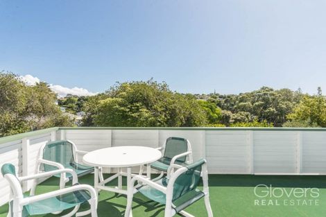 Photo of property in 7 Cajero Place, Green Bay, Auckland, 0604