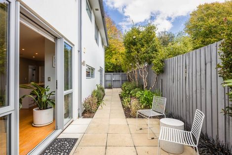 Photo of property in 15 Bowenvale Avenue, Cashmere, Christchurch, 8022