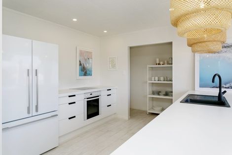 Photo of property in 25 Richmond Avenue, Richmond Heights, Taupo, 3330