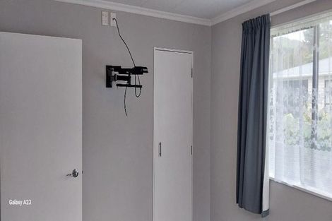 Photo of property in 340 Wellington Road, Wainuiomata, Lower Hutt, 5014